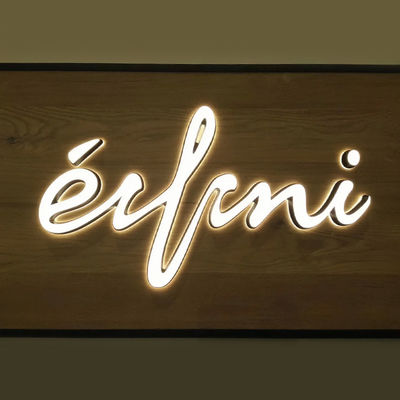 Panneau lumineux 3D personnalisé en plein air avec lettres acryliques éclairées et art LED à 25C