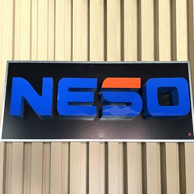Publicité acrylique caractères lumineux en plastique à LED 3D pour le logo de mot éclairé à l'avant