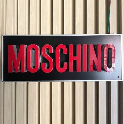 Publicité acrylique caractères lumineux en plastique à LED 3D pour le logo de mot éclairé à l'avant