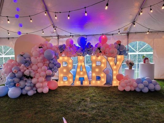 Des lettres lumineuses personnalisées pour votre mariage Un mariage fait au ciel