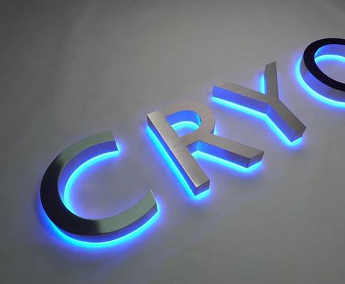 Signalisation 3D lumineuse extérieure en métal personnalisée avec enseigne de lettres LED rétroéclairée professionnelle