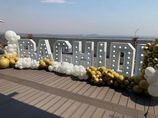 Des lettres personnalisées de 4 pieds pour la décoration de mariage