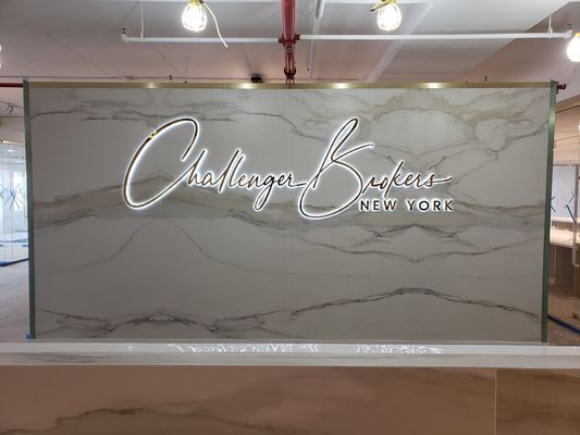 Signature LED sur mesure Lettres rondes Light Box pour la décoration 28C Publicité