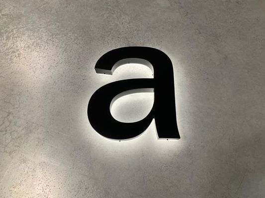 12V rétroéclairée LED Lettres en acier inoxydable pour magasin Centre commercial de bureau Acrylique panneau d'affichage métallique