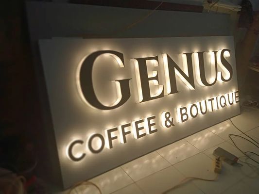 Neige Moderne Simplicité 3D LED éclairé Signe de lettre pour les gares routières Adaptateur d'alimentation