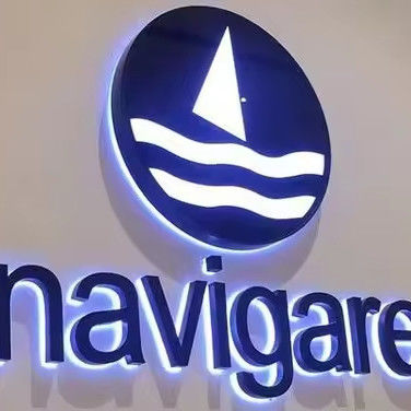 Adaptateur d'alimentation LED rétroéclairée en acier inoxydable Panneau de mur de neige pour la publicité de bureau