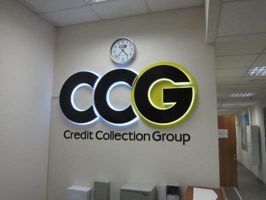 Signes LED montés sur le mur pour l'affichage commercial intérieur