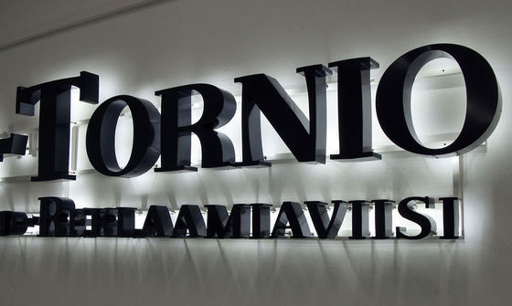 Signes LED montés sur le mur pour l'affichage commercial intérieur