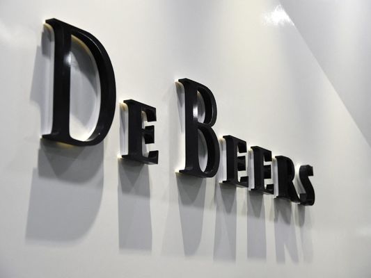 Coupe laser personnalisée 3D Lettres de logo de mur métallique pour panneau en acier inoxydable rétroéclairé LED