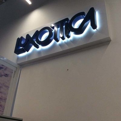 Signaux rétroéclairés Logo LED Lettres avec lumière blanche douce et chaude